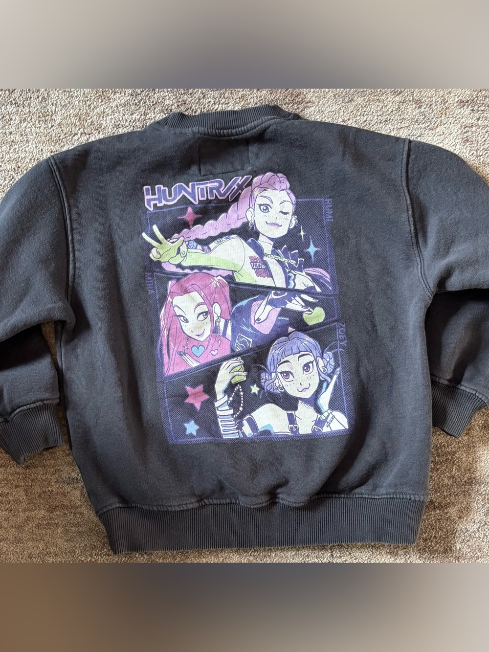Zara Graphic K-Pop Demon Hunters Sweatshirt